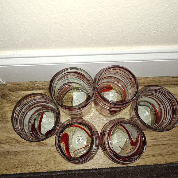 Hand Blown Set of 6 Red White Swirl Glasses - Picture 3 of 3